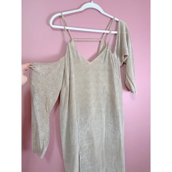 Michelle Mason Sand Cold Shoulder Printed Maxi Dress Size 2/XS - Picture 5 of 8